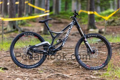 DeVinci Wilson Carbon specs and reviews 
